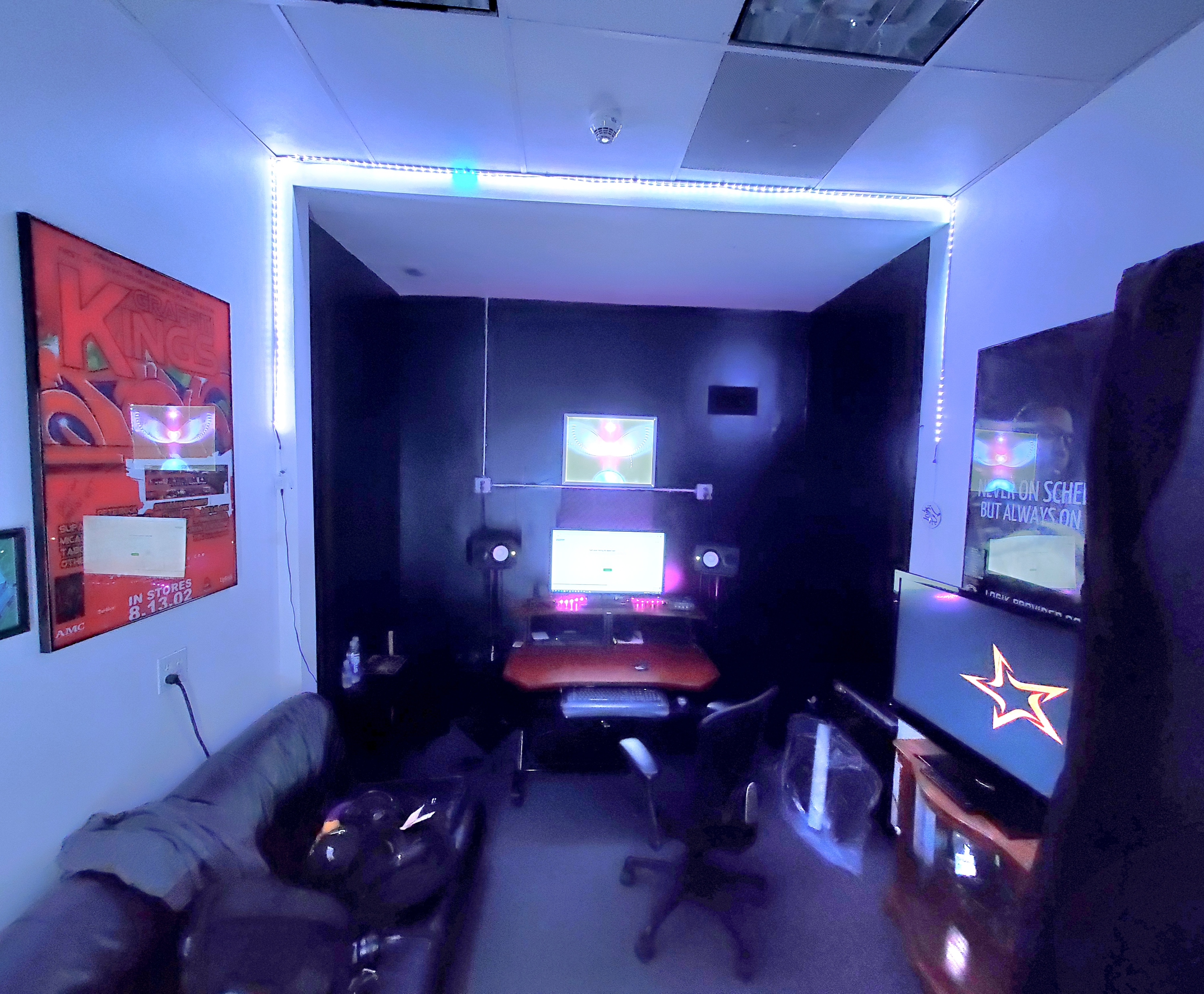 3200 N San Fernando Blvd, #18